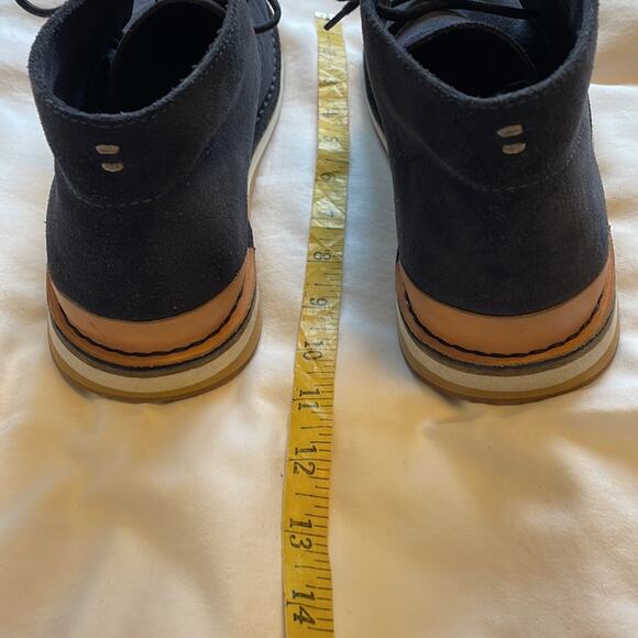 Greats navy suede chukka boots main image 9